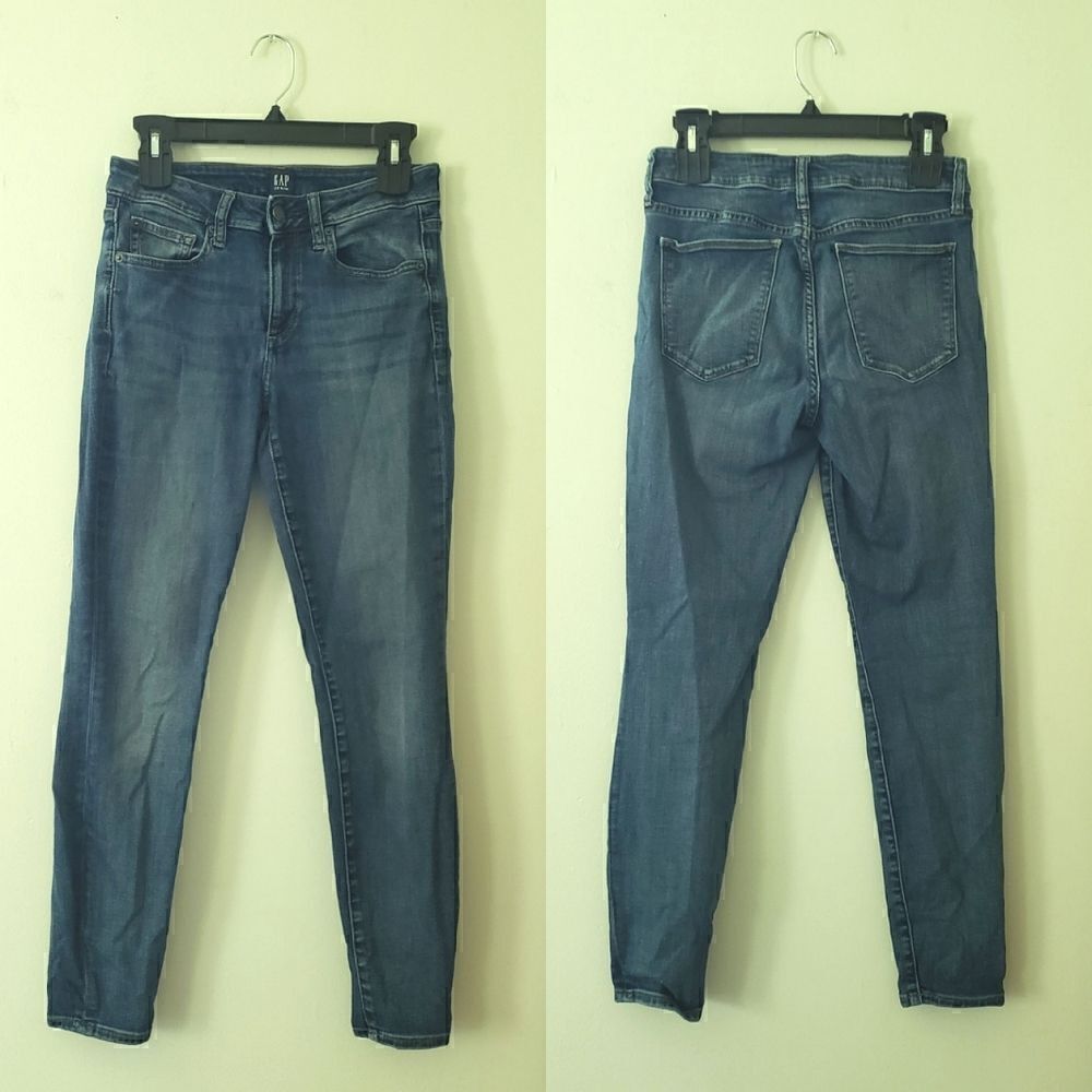Gap Curvy True Skinny Jeans 28R